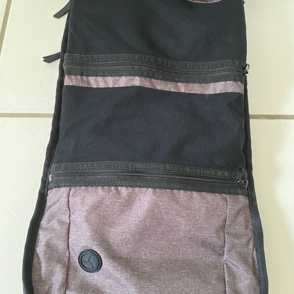 17L Nomatic Backpack - brand new - Picture 9 of 13